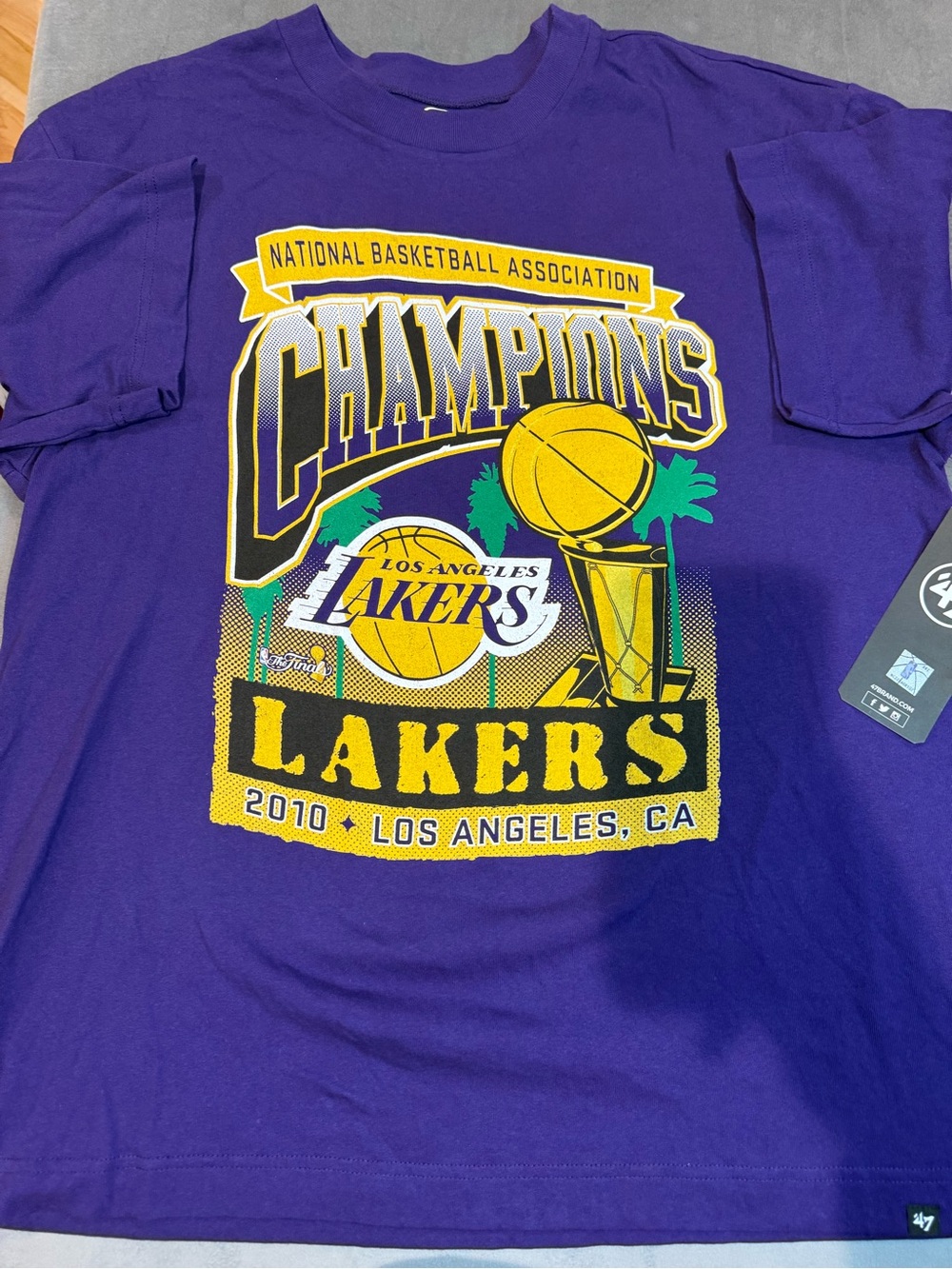 Los Angeles Lakers Purple 'Champions' Graphic Tee